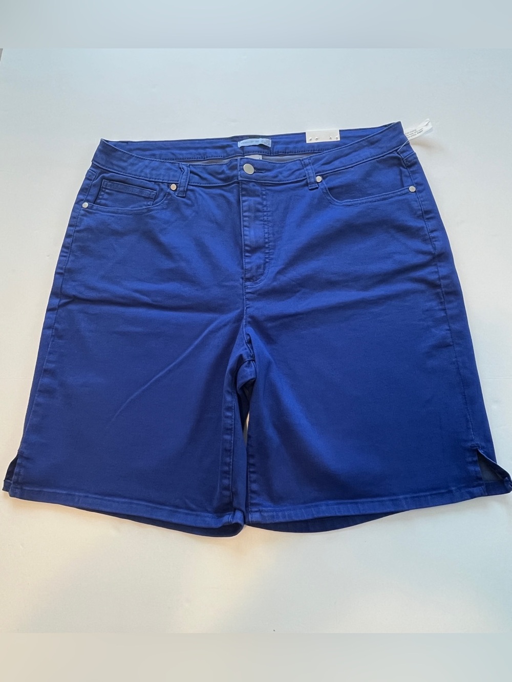 Westport Flat-Front Royal Blue Women Shorts bermuda size 16 Cotton Blend zip new